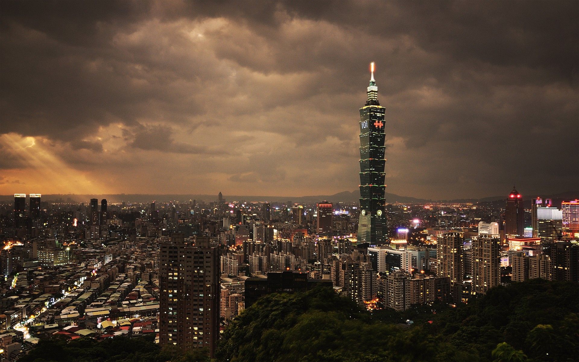 clouds, cityscapes, night, buildings, skyscrapers, Taipei 101 wallpaper