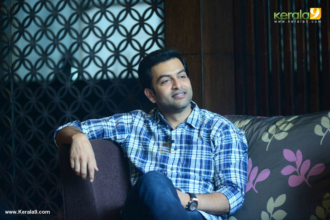 Prithviraj at adam joan malayalam movie promotion photo 1116
