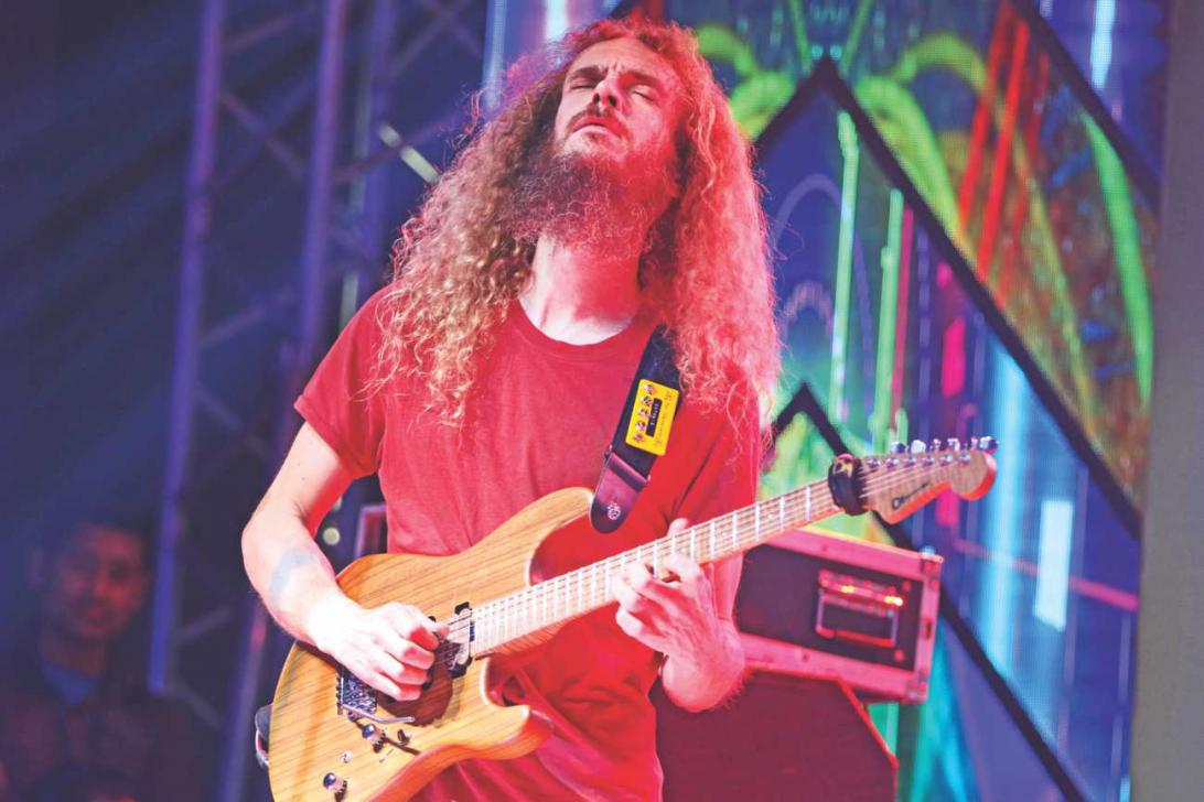 Experiencing Guthrie Govan in Dhaka. The Daily Star