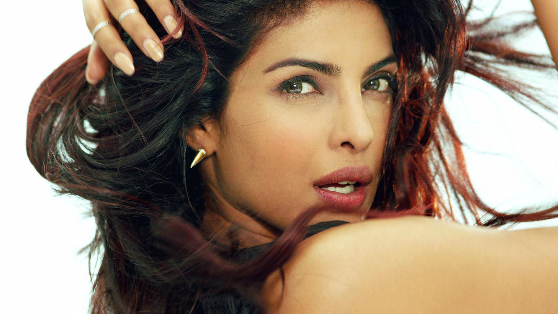 Priyanka Chopra Wallpaper