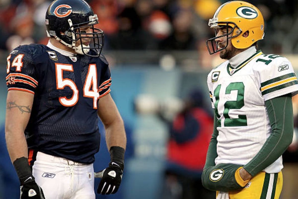 Brian Urlacher Returns The Love, Praises Aaron Rodgers Sun Times