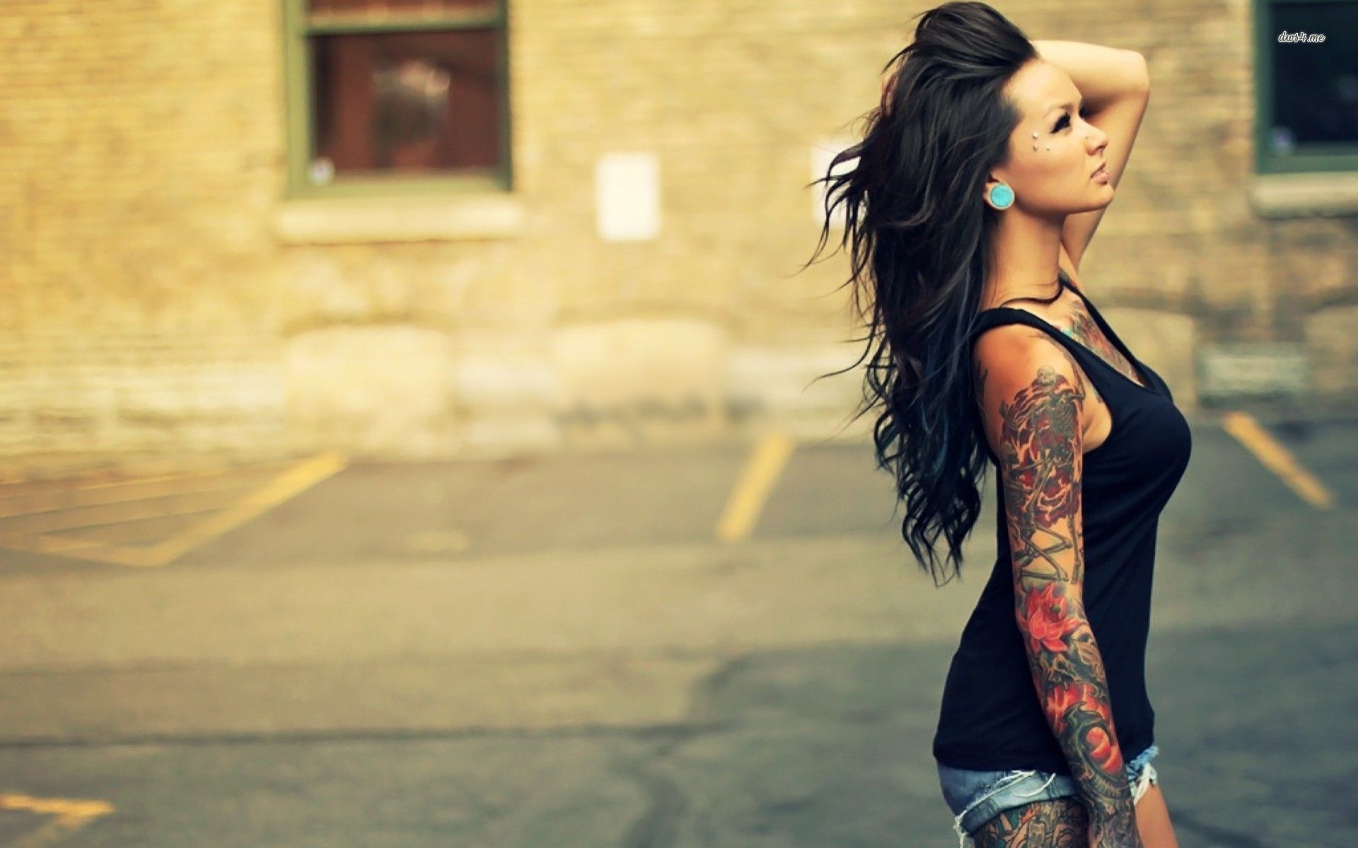 Tattooed Women Wallpaper