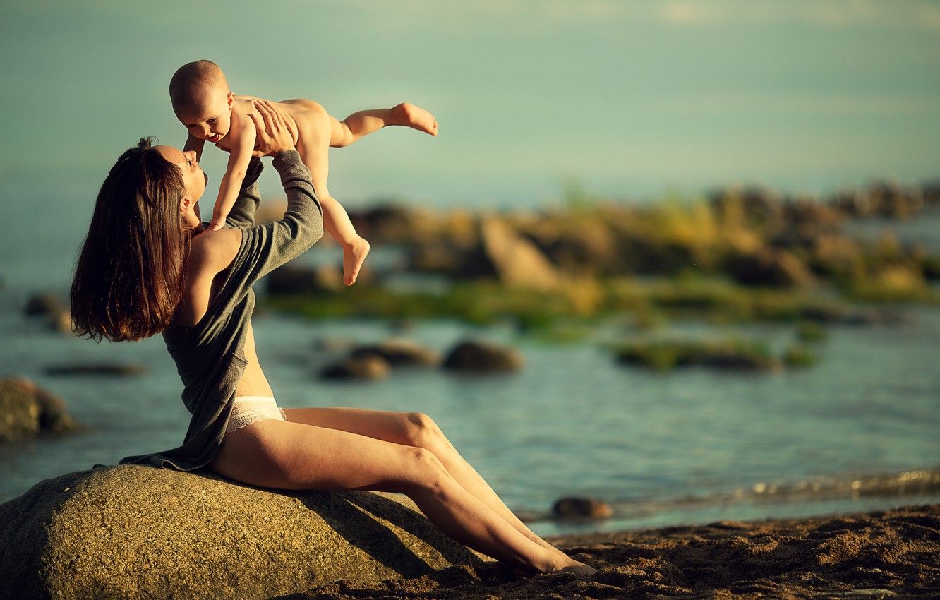 Wallpaper sand, nature, stones, shore, woman, baby, mom, child, mother, motherhood, Marianne Smolin image for desktop, section настроения