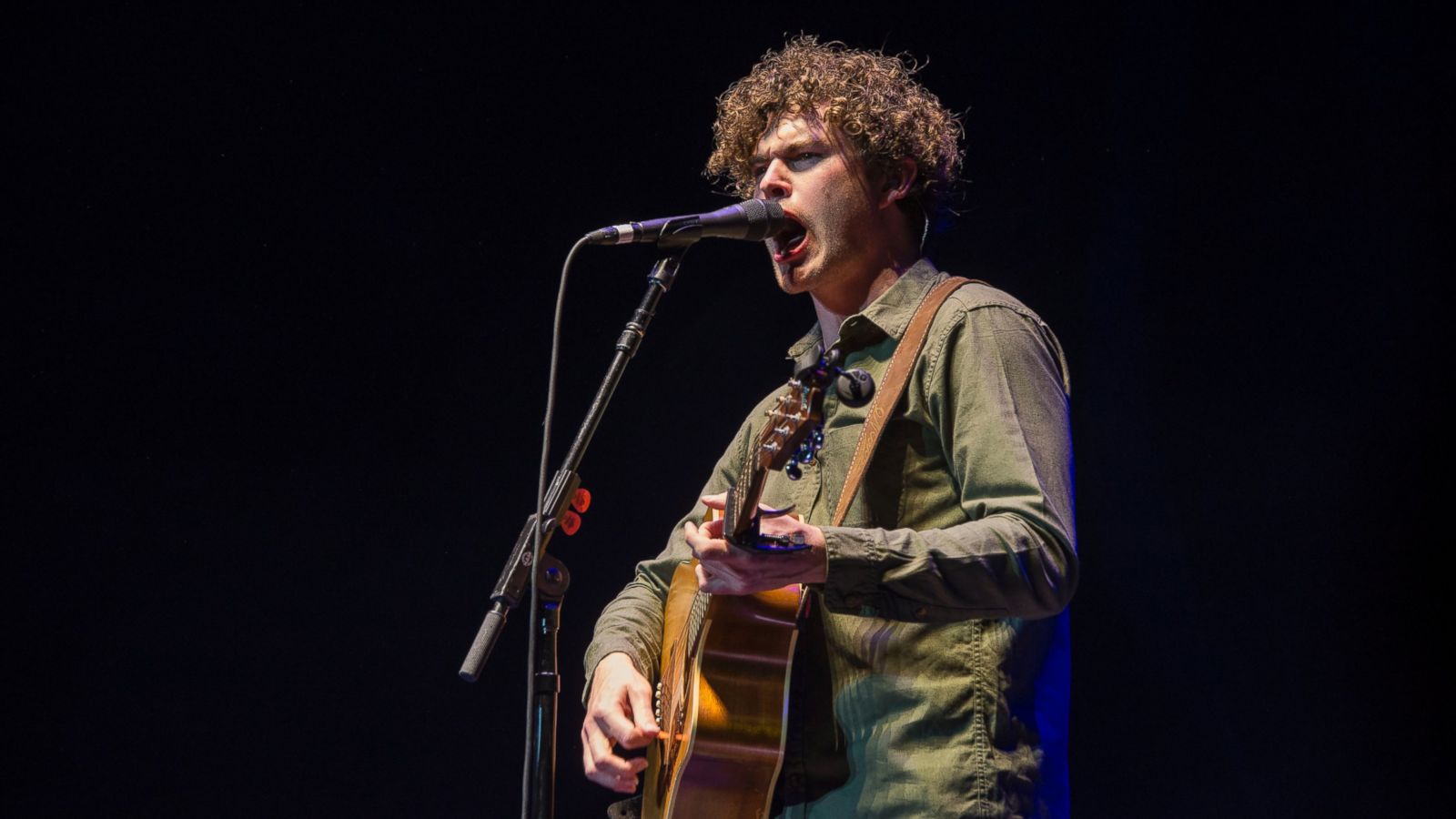Meet Vance Joy, The Former Law Student Turned Opening Act For Taylor Swift