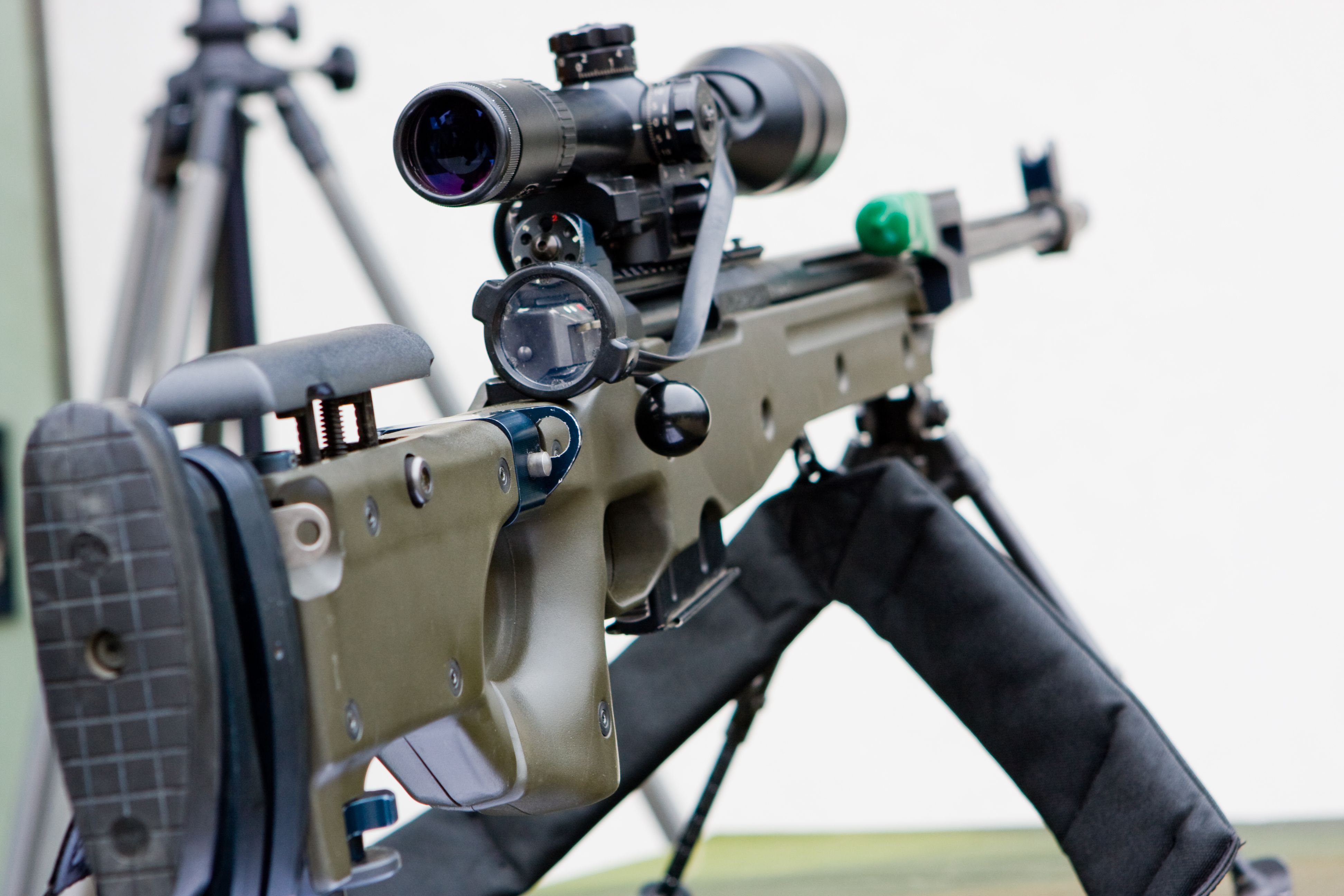 Sniper Rifle Wallpaperx2592