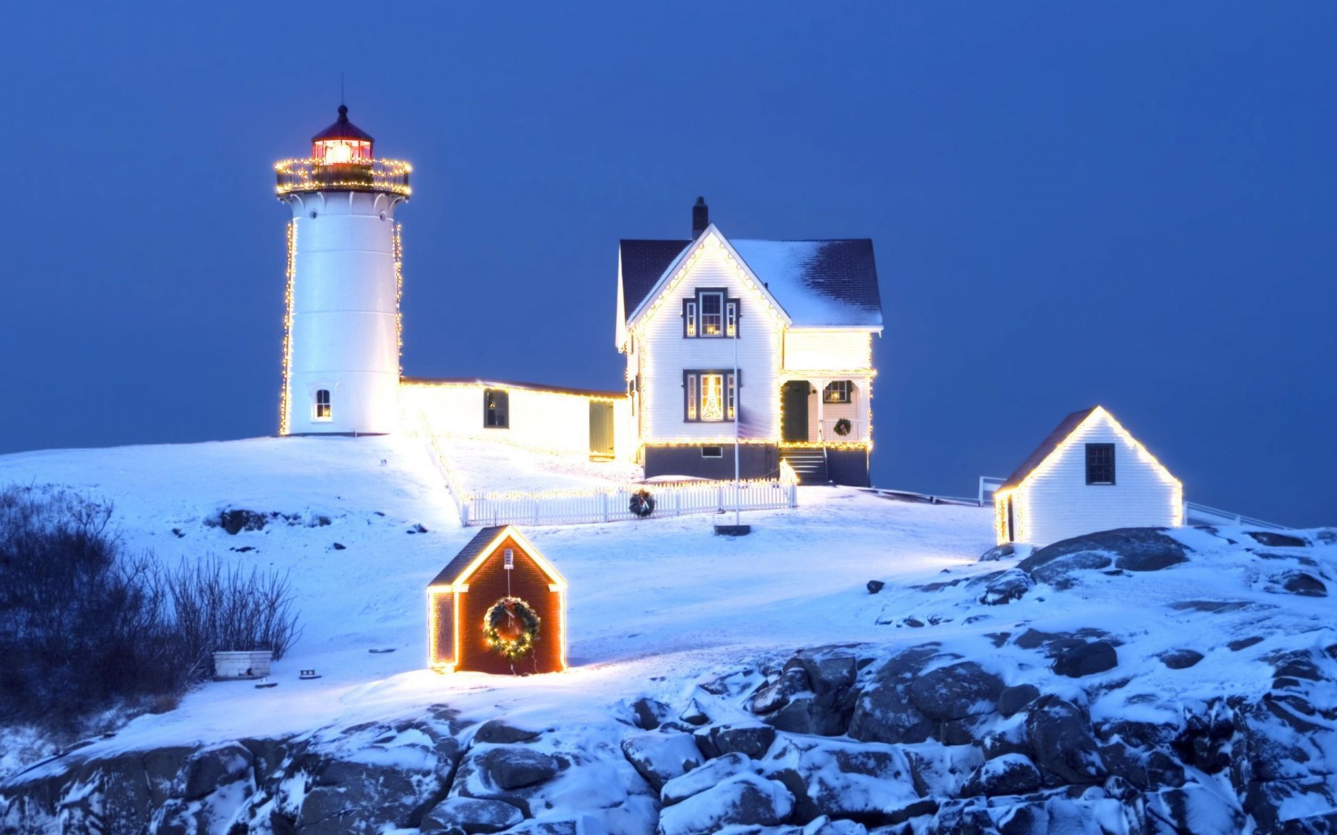 Lighthouse Home Christmas garland snow winter cozy