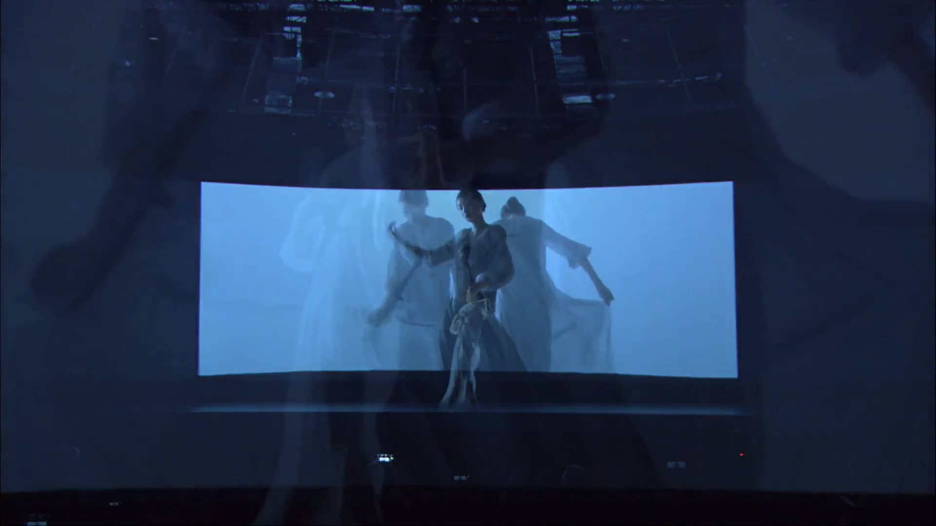 Massimo Dutti Holographic Fashion Show on Vimeo