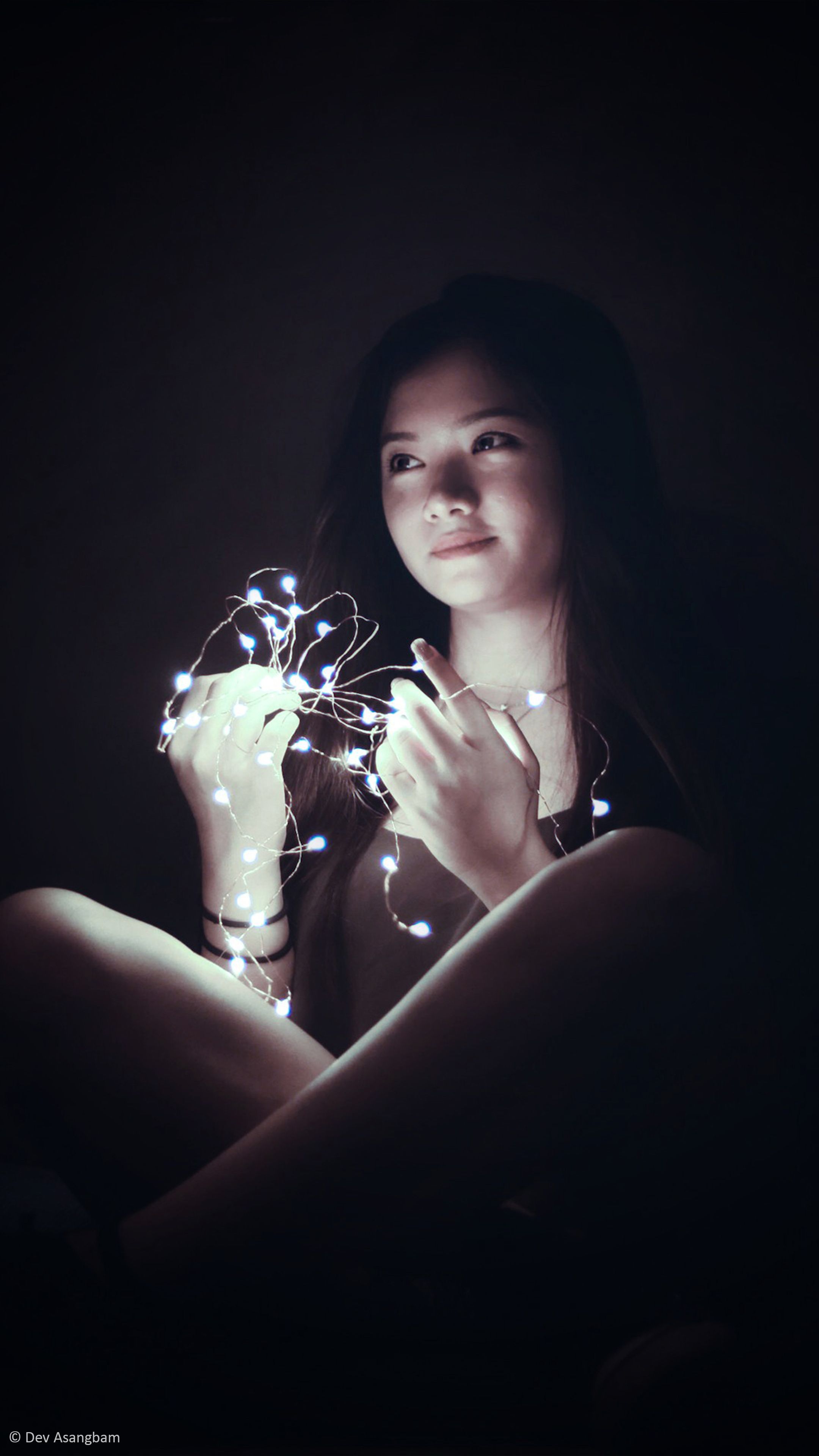 Beautiful Asian Girl Lights Dark Background Photography 4K Ultra HD Mobile Wallpaper