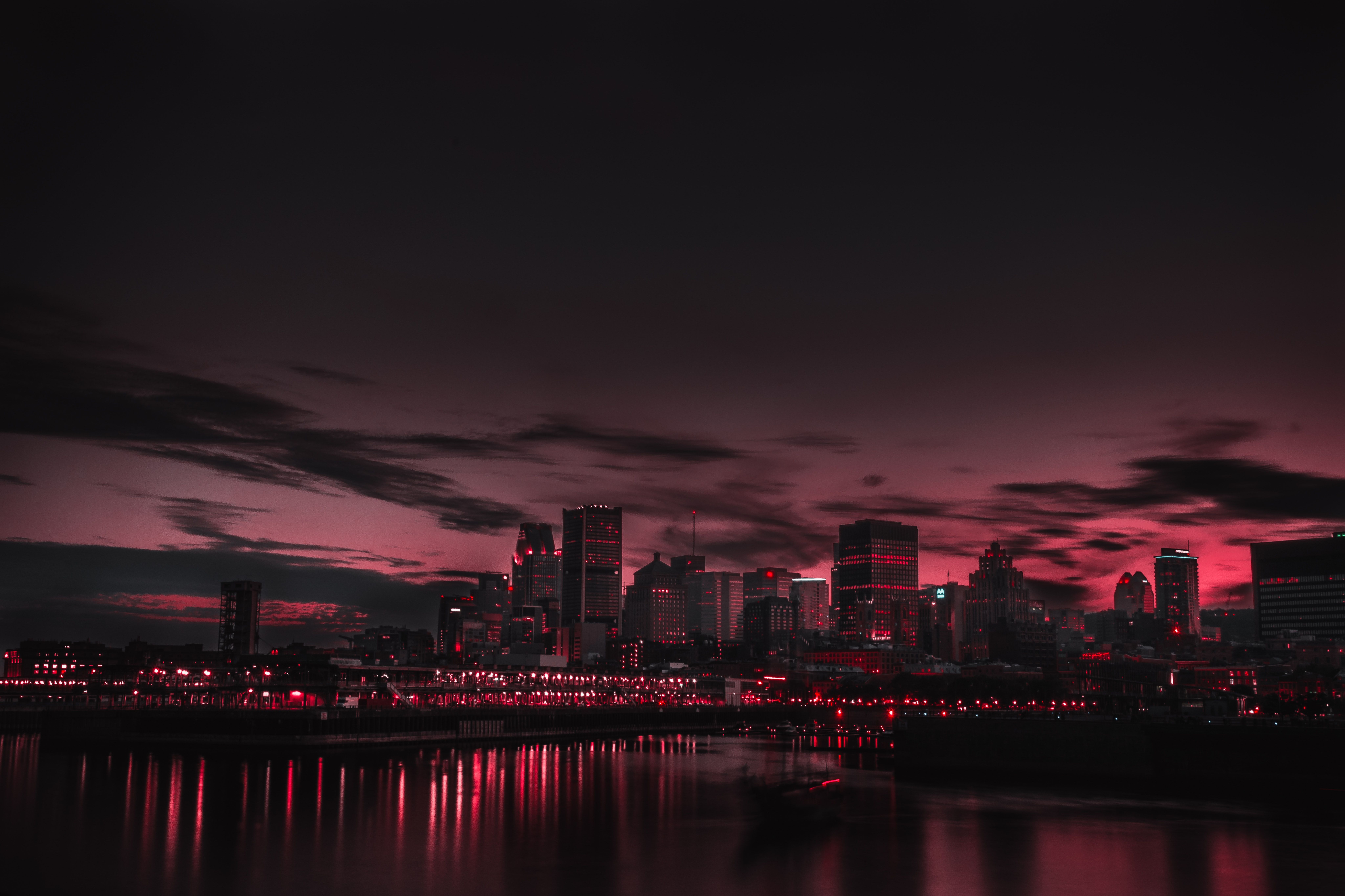 Red City Photo By Marc Olivier Jodoin. Aesthetic Desktop Wallpaper, Laptop Wallpaper, Wallpaper Notebook