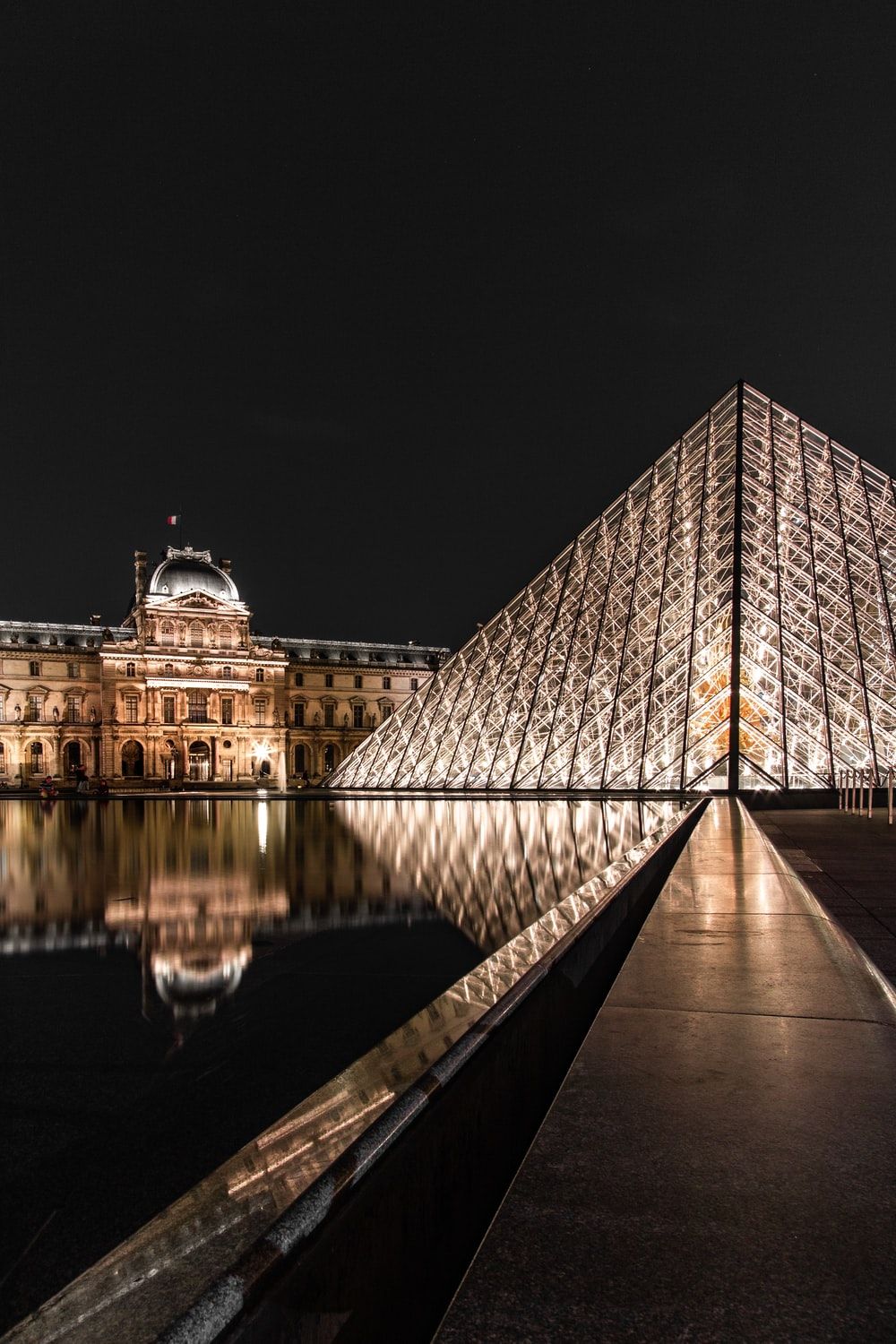 Louvre Picture [HD]. Download Free Image