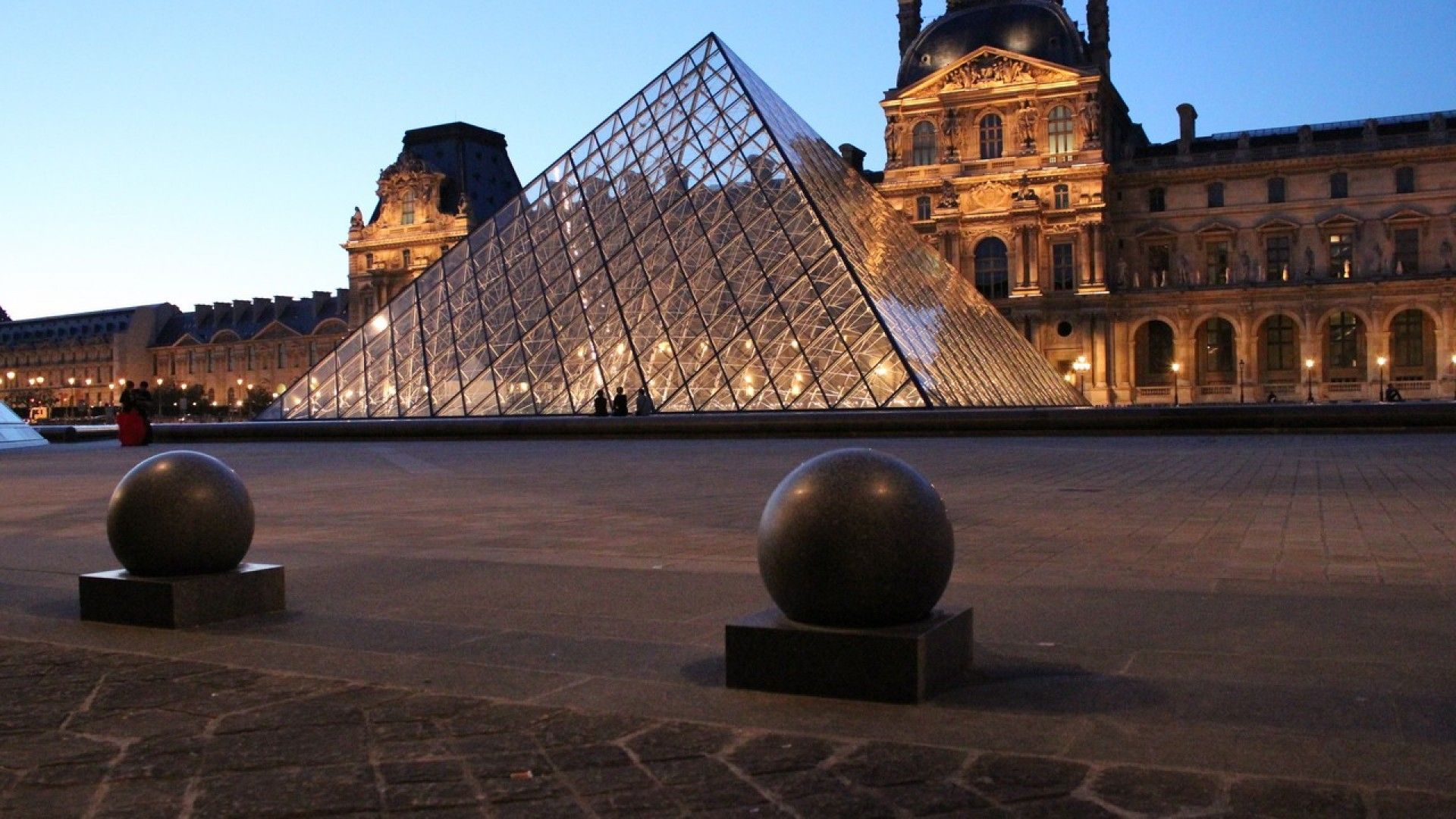 Louvre Museum Paris
