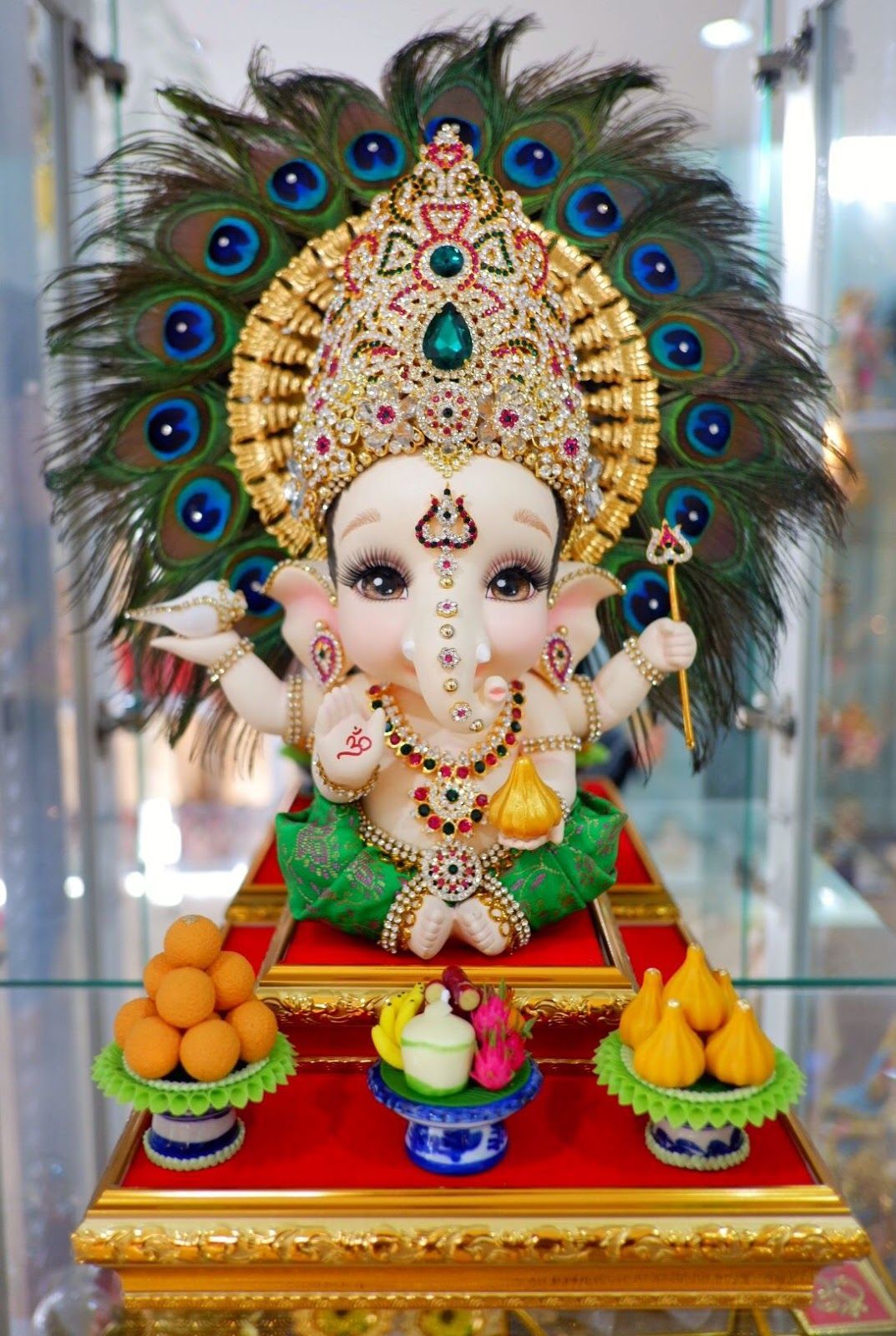 paintings: photo of cute ganesha to use for instagram and whatsapp story. Happy ganesh chaturthi image, Lord ganesha paintings, Ganesh chaturthi image