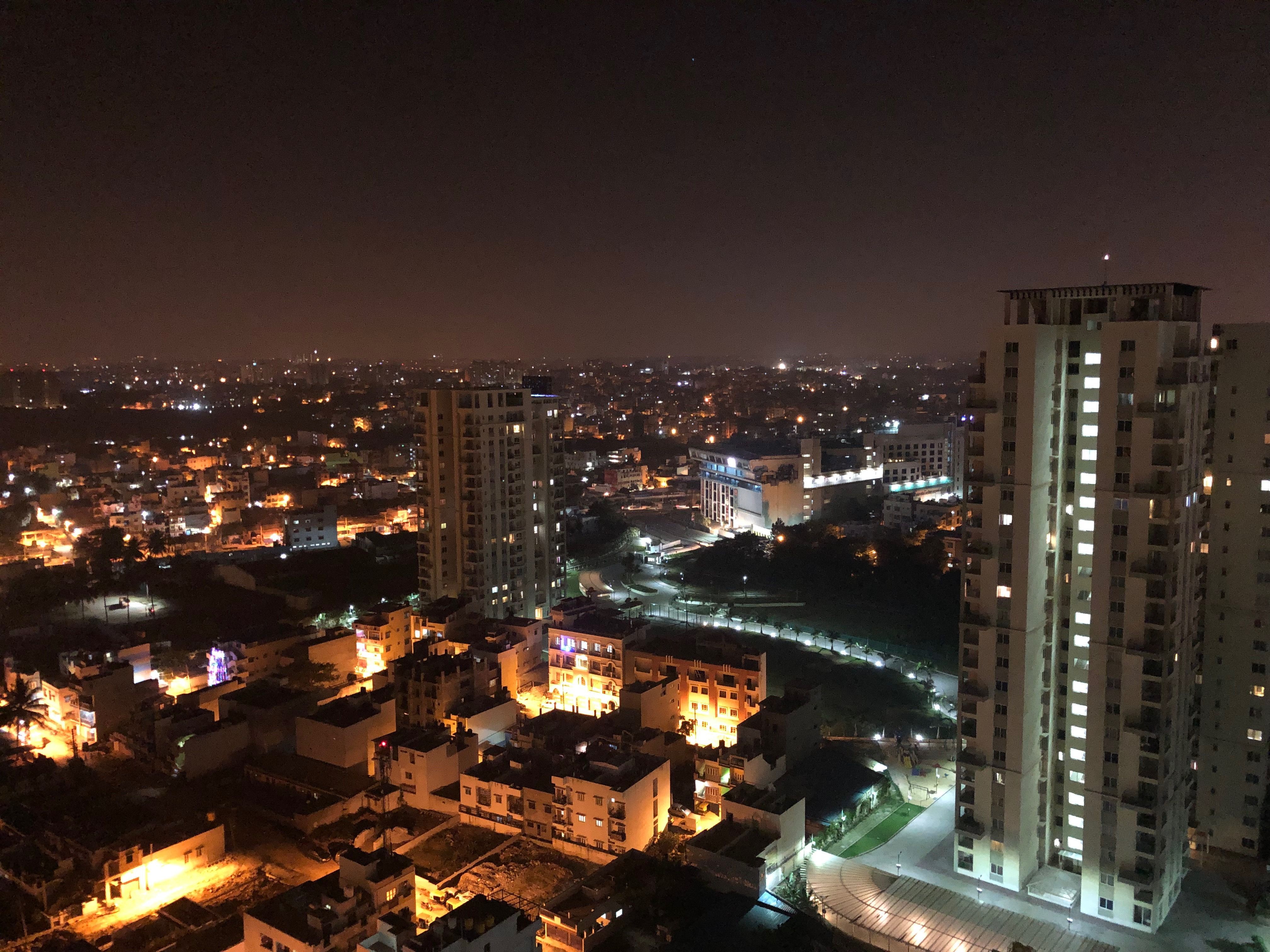 G Corp The Icon View. City view night, Bangalore city, Joker wallpaper