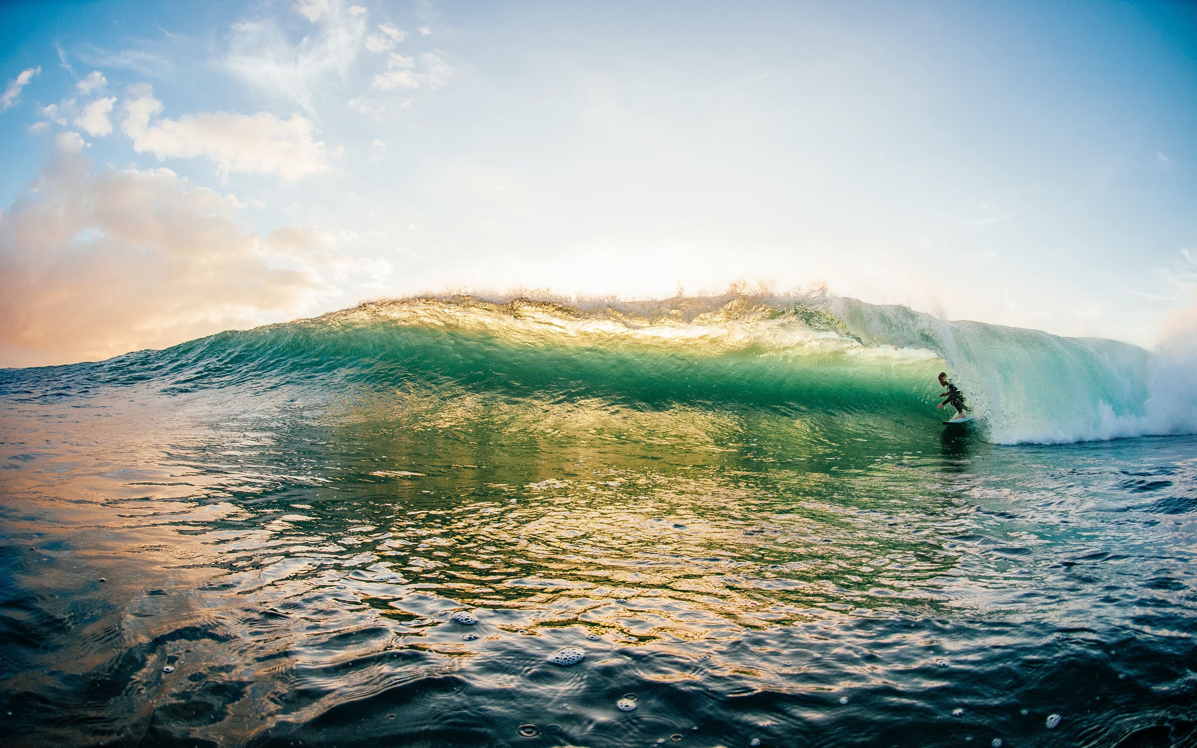 Download wallpaper 3840x2400 surfer, surfing, wave, ocean, sky 4k ultra HD 16:10 HD background