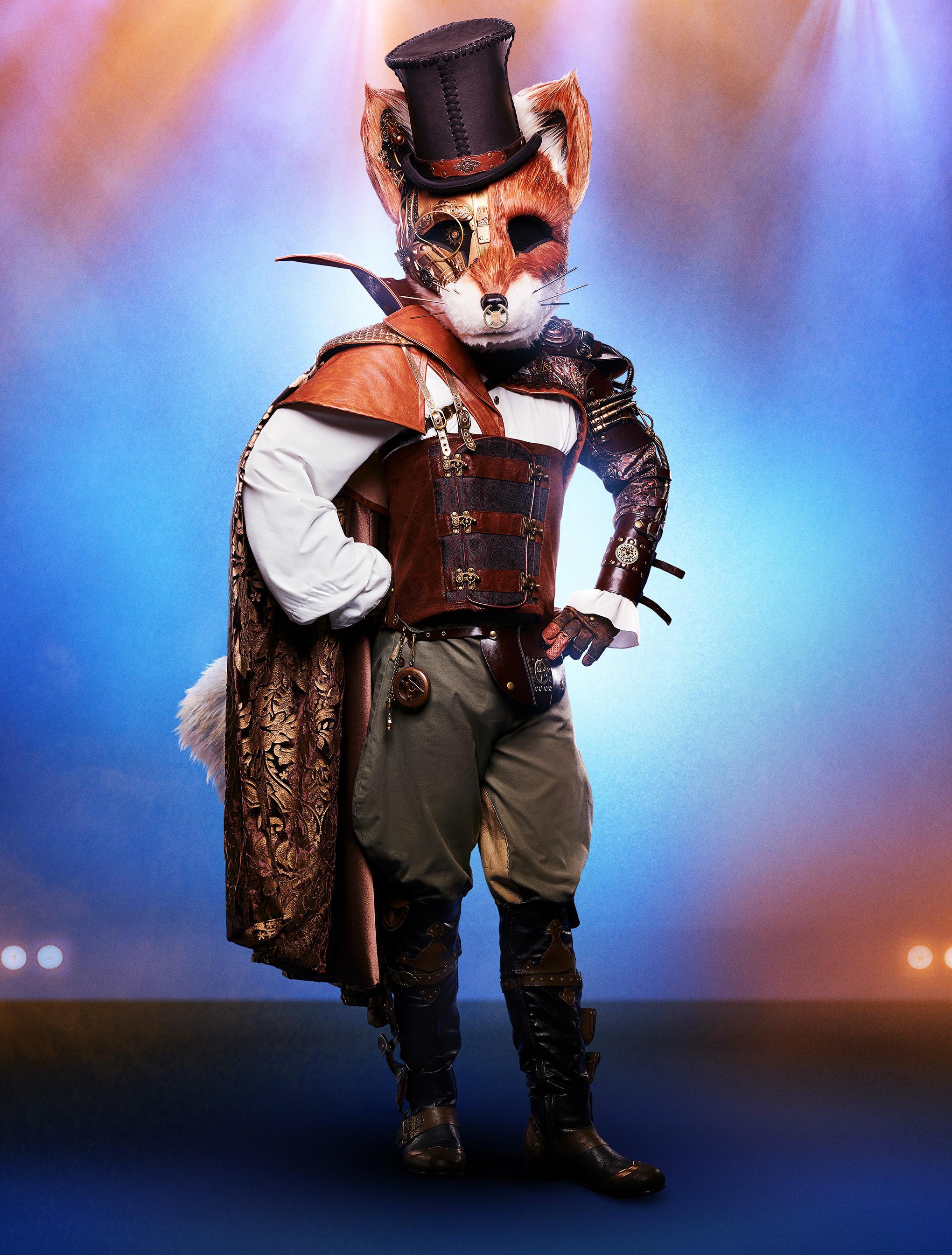 Маска какие герои. Шоу "the masked Singer" -2020. The masked Singer шоу маска. The masked Singer Лис. Mask Singer Fox.