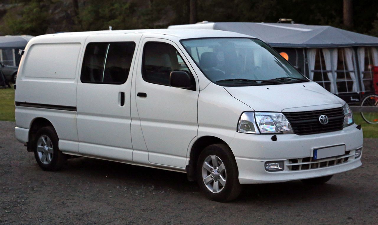Toyota Hiace Van LWB