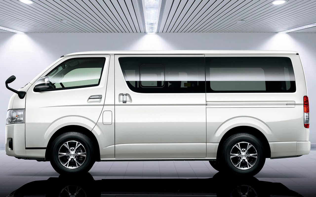 Toyota hiace 2014