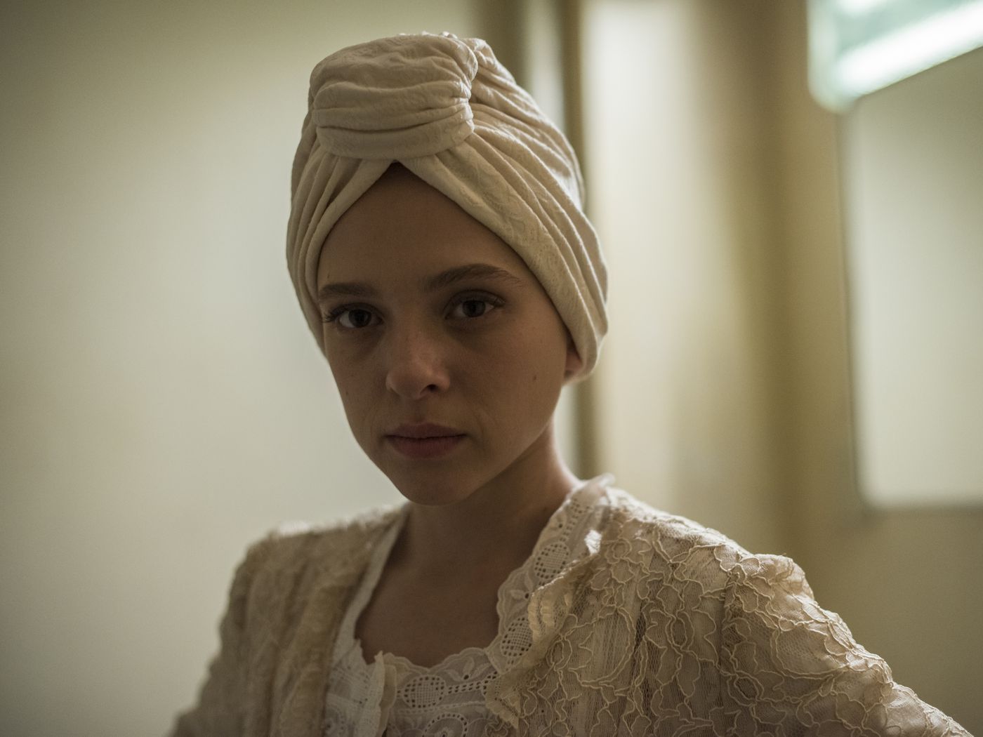 Netflix's Unorthodox Review: An Ultra Orthodox Woman Finds Her Own Path