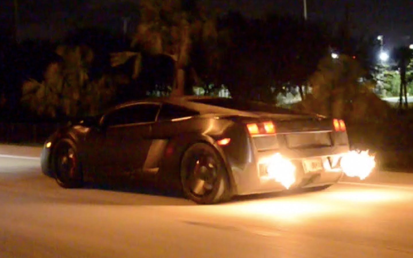 Brushed Metal Lamborghini Gallardo Flame Thrower