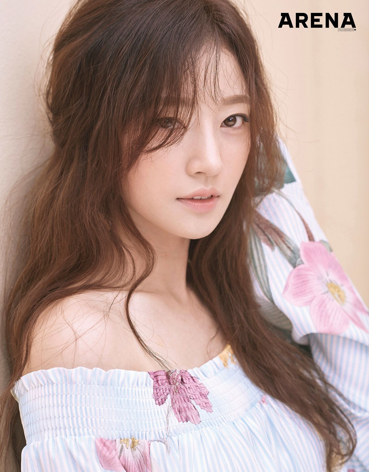 Song Ha Yoon Homme Plus Magazine August. photohoots. Korean actresses, Actresses, Actors & actresses