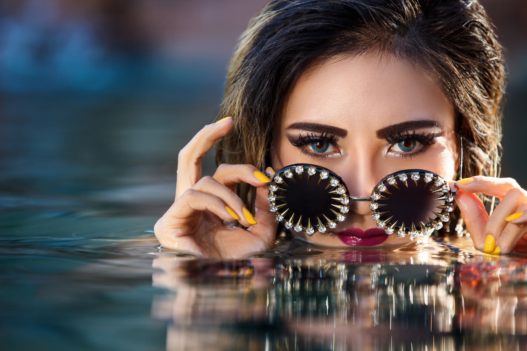 Women Face Woman Model Girl Sunglasses Water Lipstick Blue Eyes Brunette HD Wallpaper Background Image