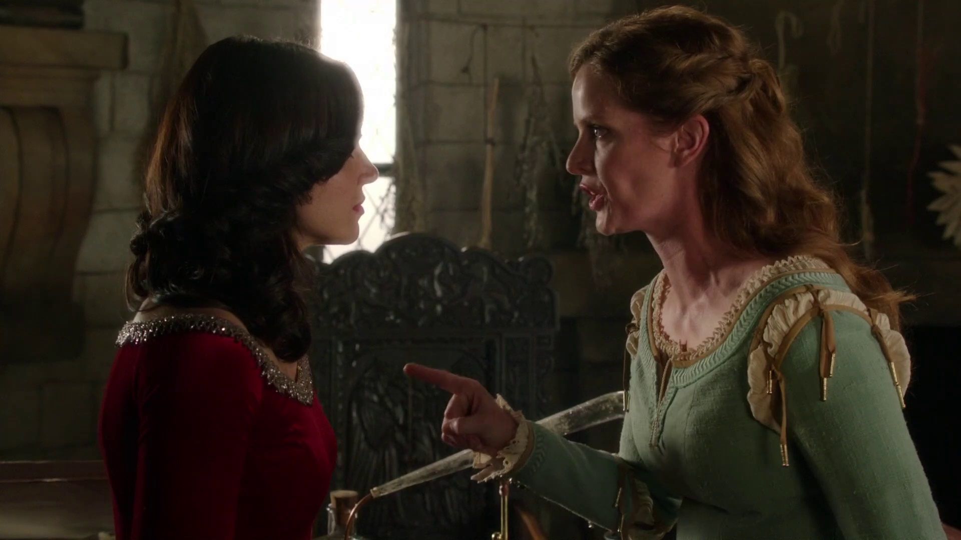 Once Upon a Time 5x03 Siege Perilous and Zelena talking in Merlin's tower Upon a Time podcast