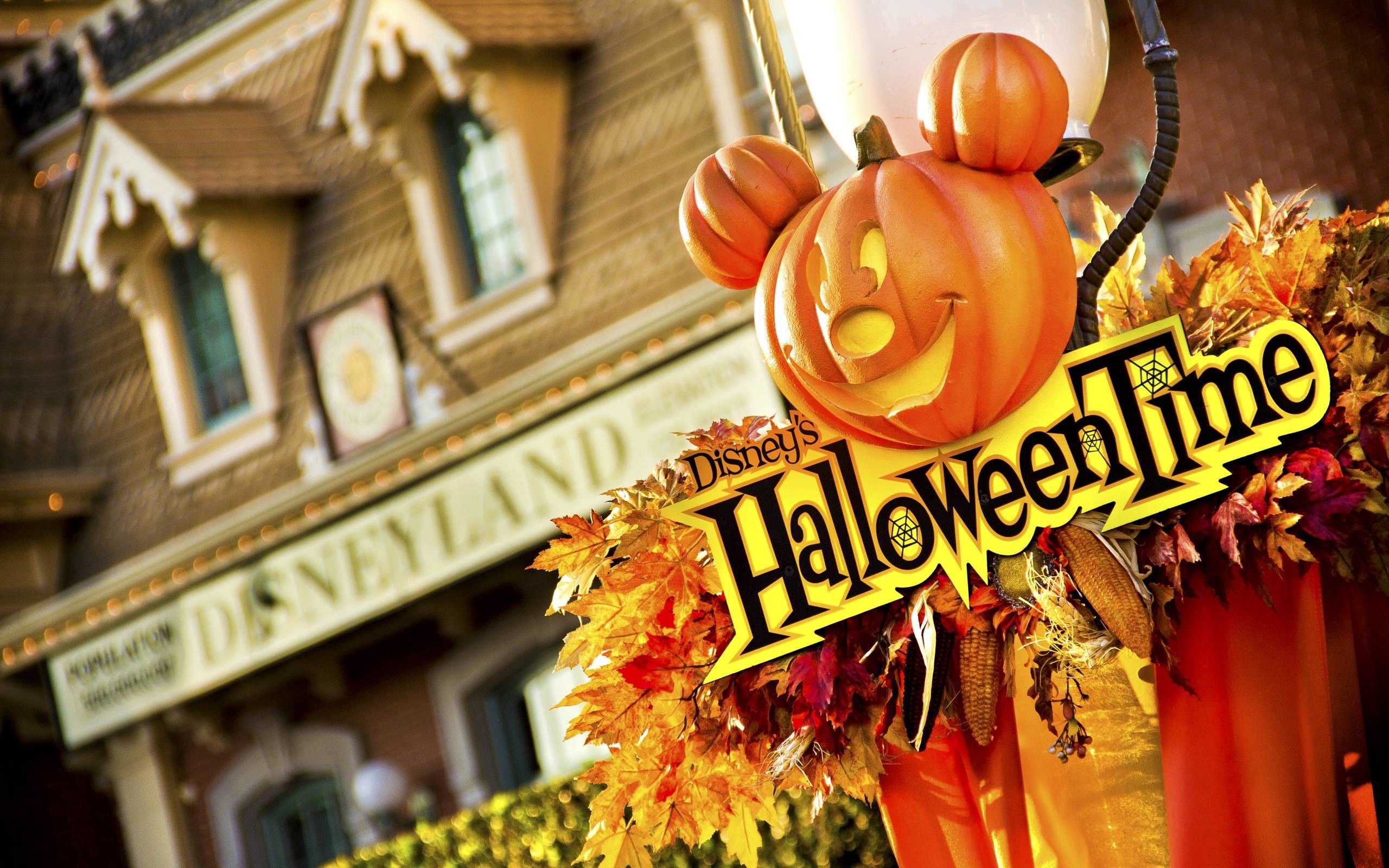 Disney Halloween Wallpaper
