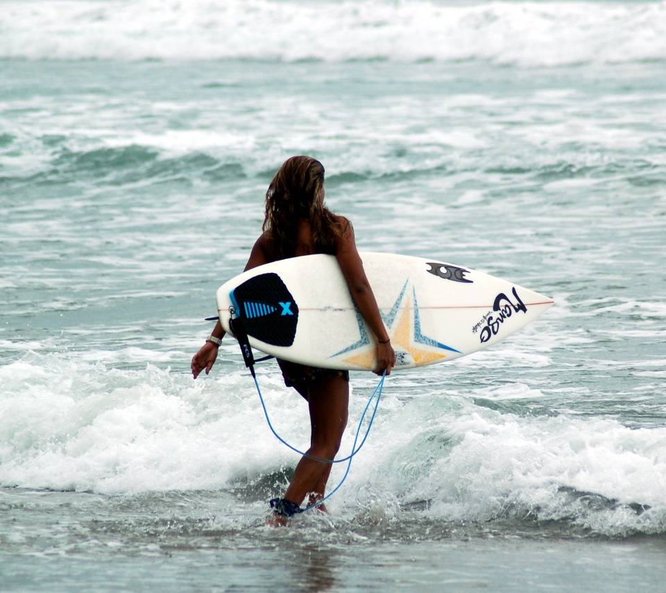 Local Surfer Girl wallpaper