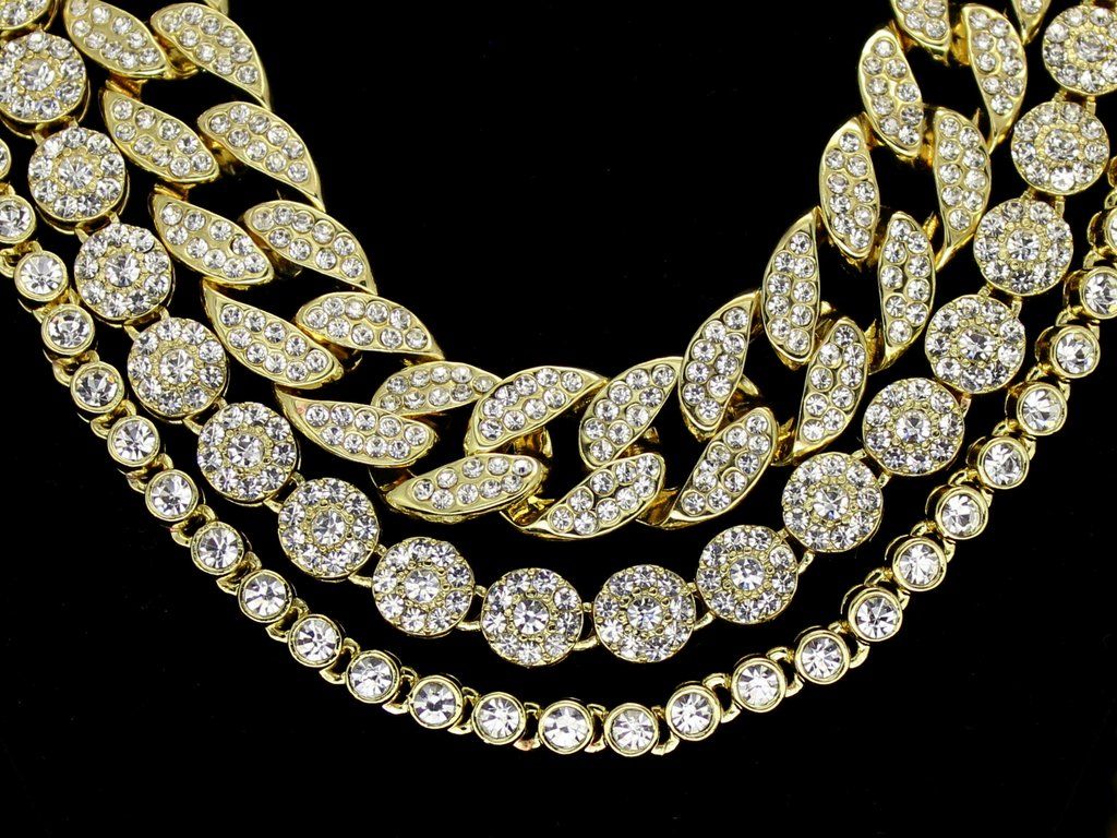 Apple Gold Chain Wallpaper 1024x1024  Necklace Gold Gold chains