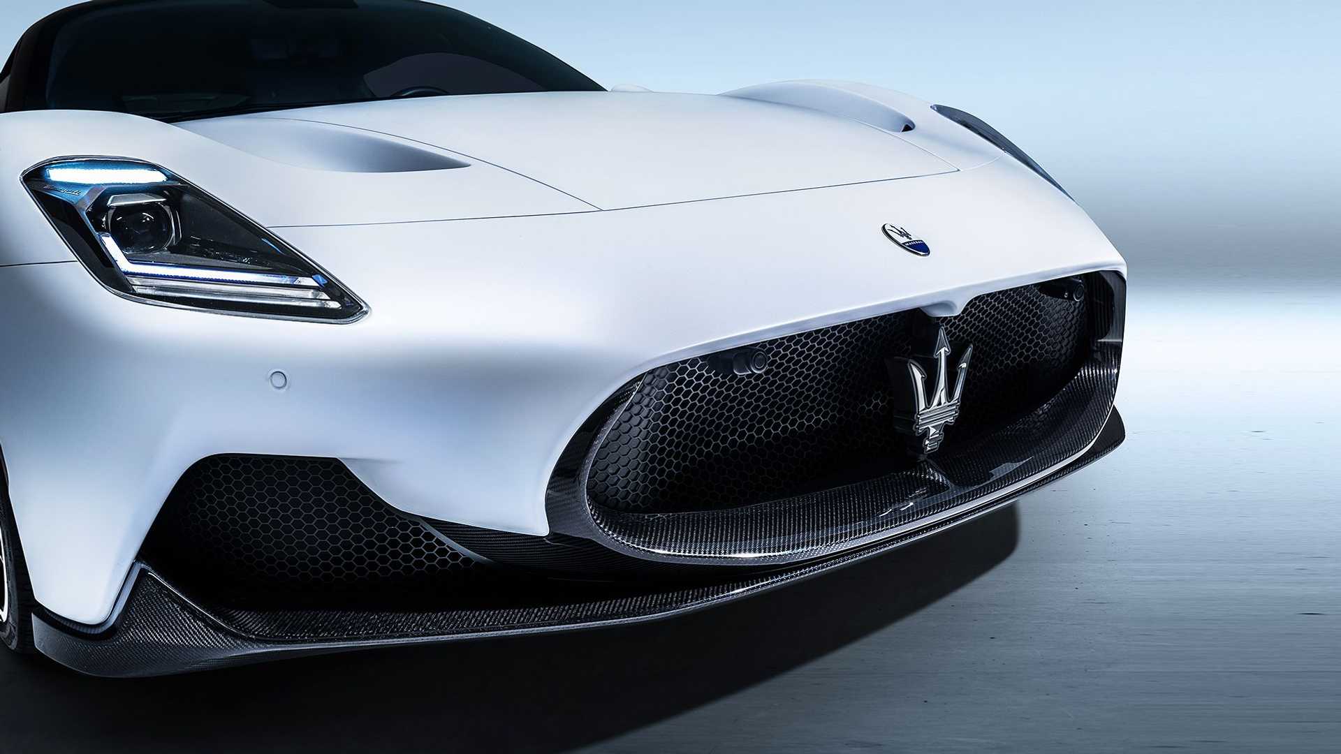 Maserati MC20 Fast Facts and Photo Gallery