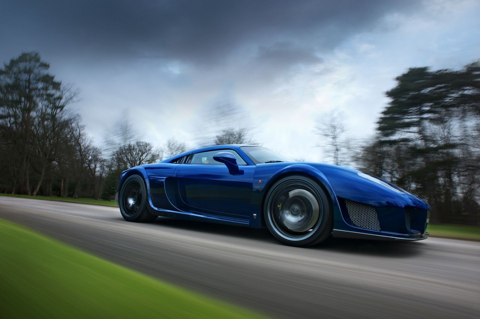 Awesome Noble M600 Wallpaper