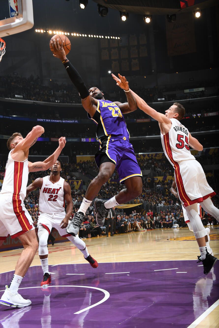 Photos: Lakers Vs Heat (11 08 19). Los Angeles Lakers