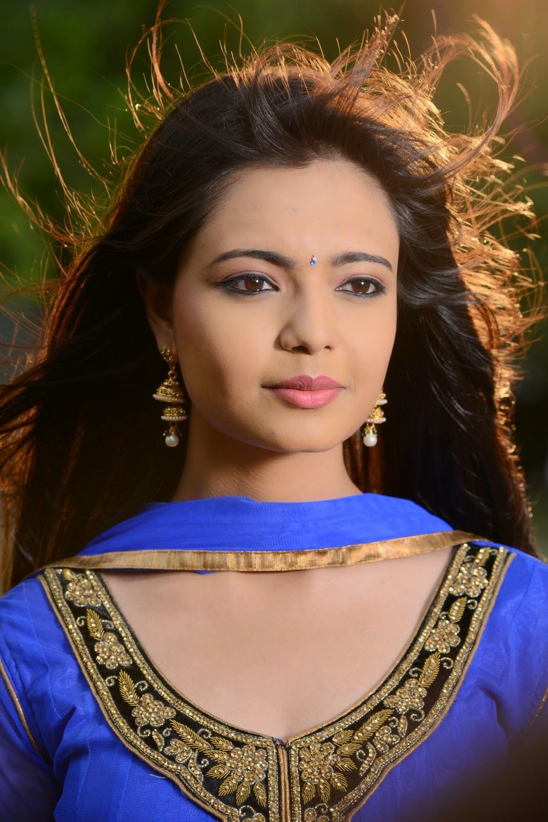 Heroine Marina Abraham hot beautiful Image