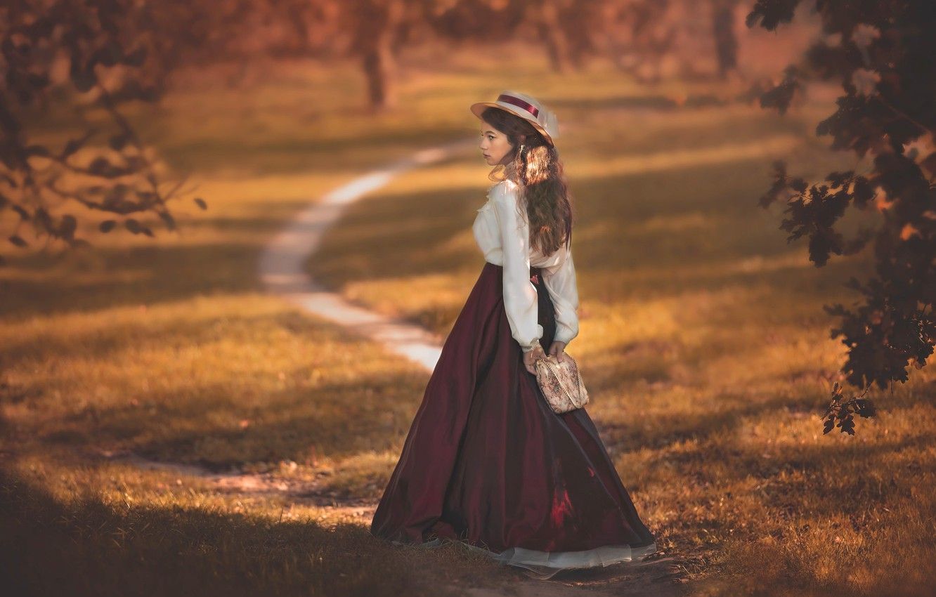 Wallpaper autumn, girl, trees, branches, nature, retro, Park, skirt, costume, girl, outfit, blouse, handbag, hat, walk, path image for desktop, section настроения