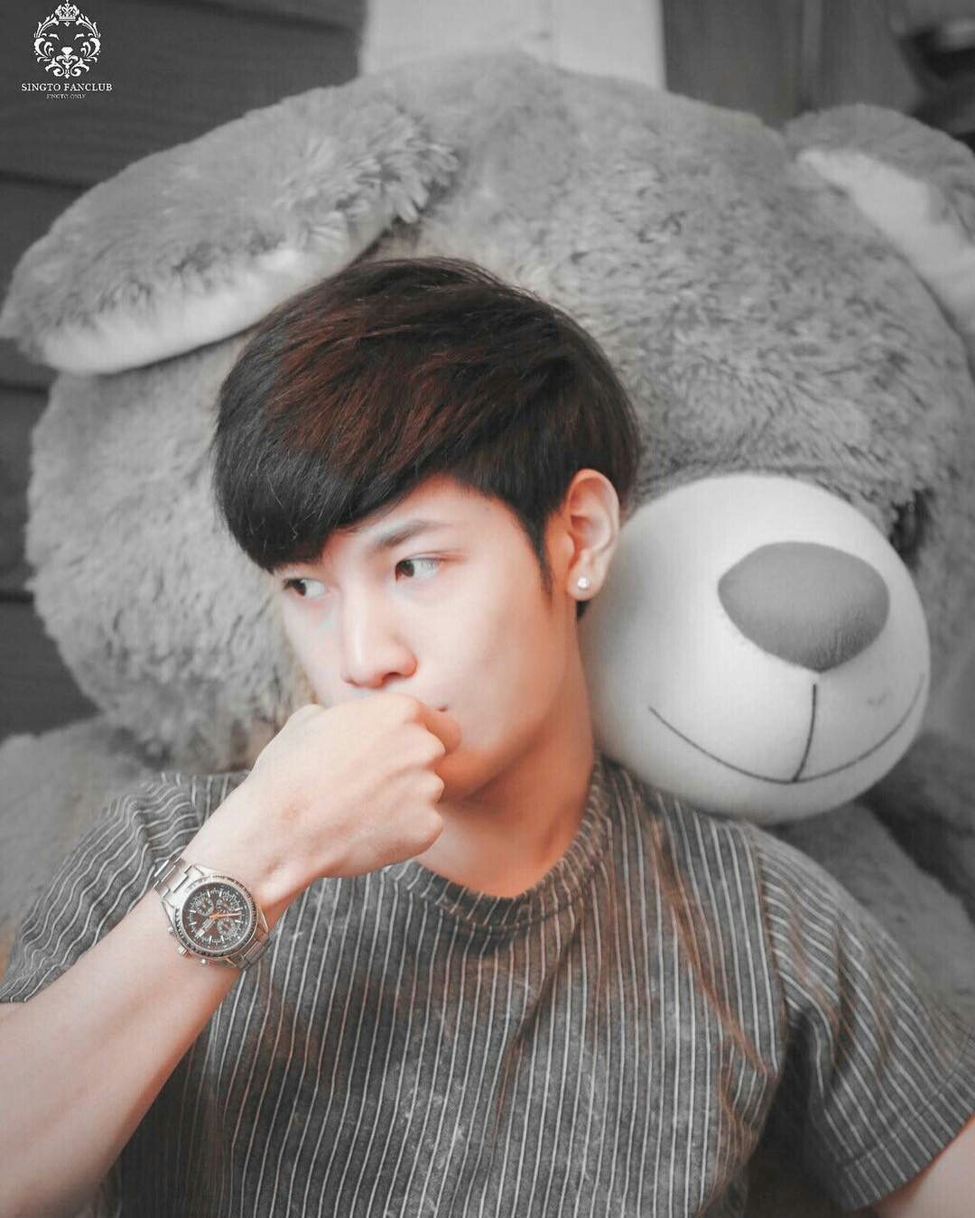 singto prachaya (STS). Selebritas, Suami, Seni