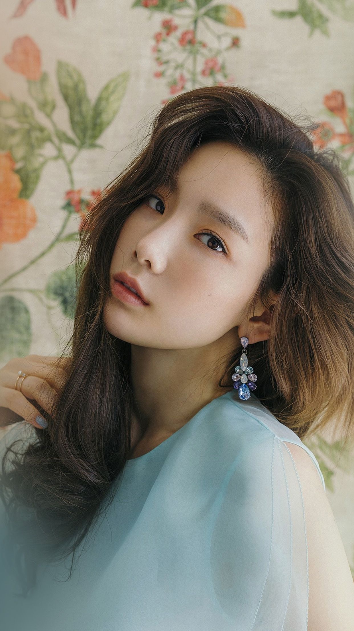 Kpop Snsd Taeyeon Flower Girl