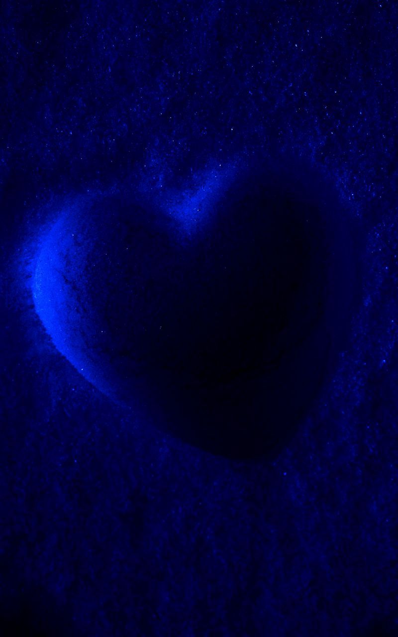 Download Wallpaper 800x1280 Heart, Dark, Light, Surface, Blue Samsung Galaxy Note Gt N7000, Meizu Mx2 HD Background