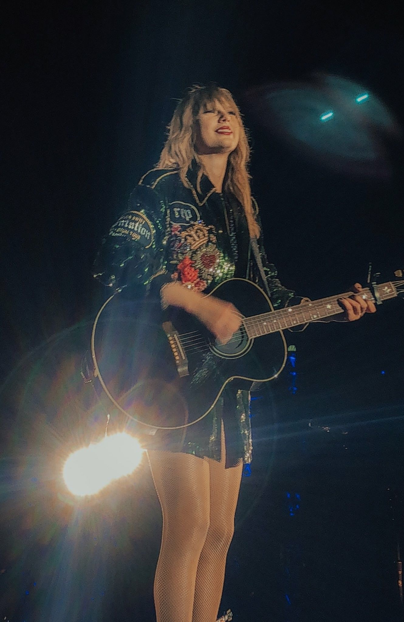 Taylor Swift. Taylor swift concert, Taylor swift picture, Taylor swift 13