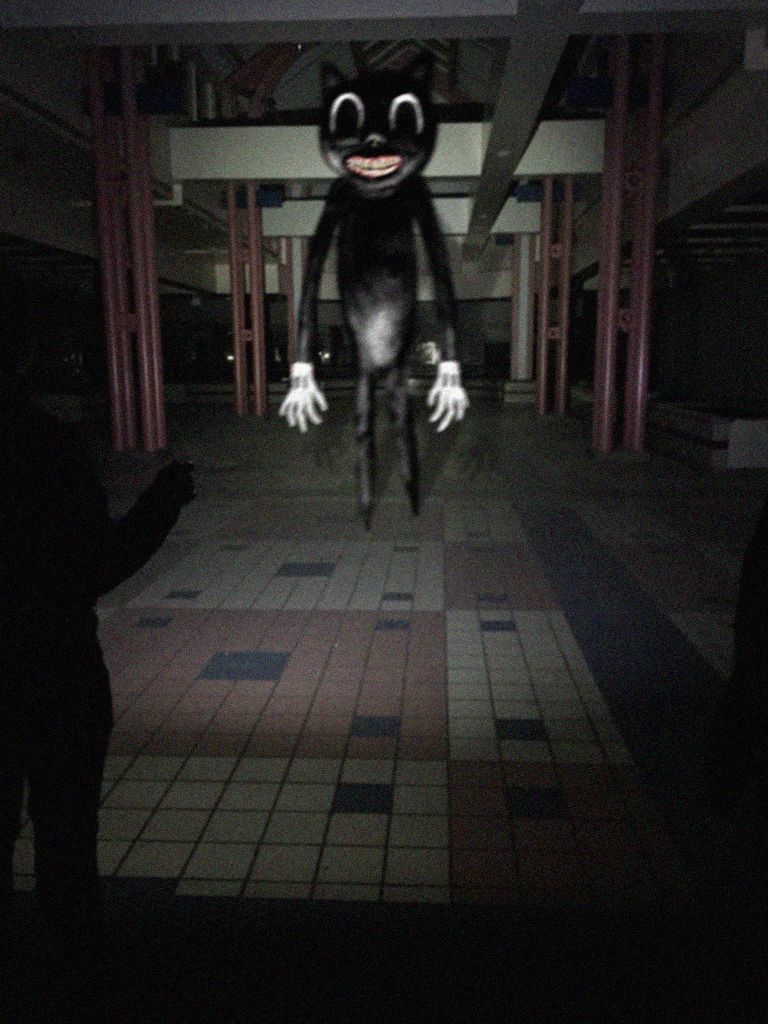 What they found in the dirt mall. Scary image, Scary art, Creepy picture