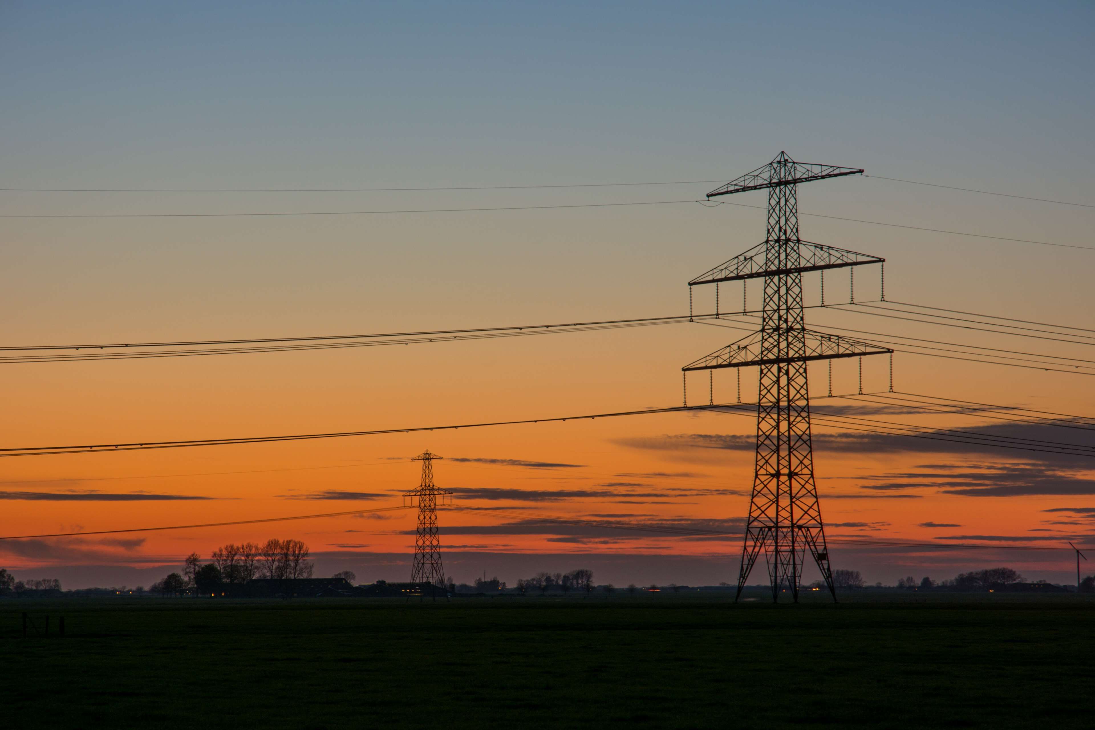 dawn, dusk, electric, electricity, energy, high tension line, high voltage line, transmission line, twilight 4k wallpaper. Mocah.org HD Desktop Wallpaper