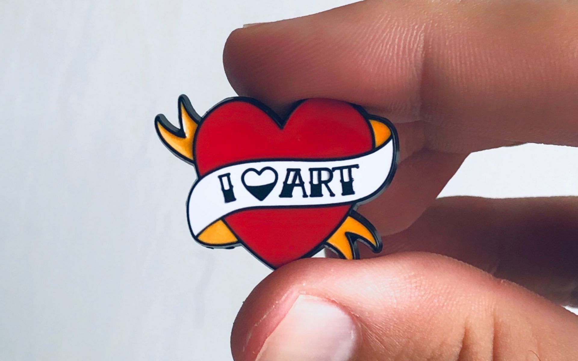 Download wallpaper 1920x1200 heart, hand, art, love widescreen 16:10 HD background