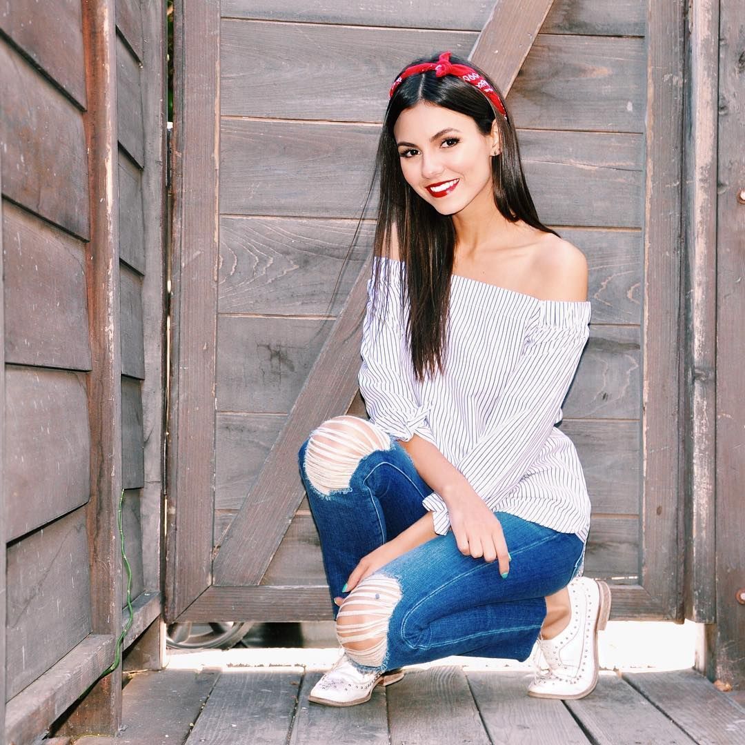 13.9m Followers, 104 Following, 2,050 Posts - See Instagram photos and  videos from Victoria Justice (@victoriajustice)