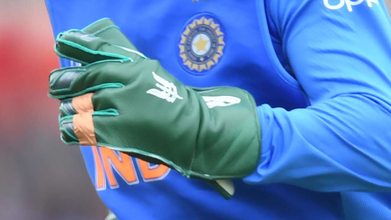 Dhoni sports 'Balidaan': MS dons PARA Special Forces insignia in show of respect for Indian Army during IND vs SA match