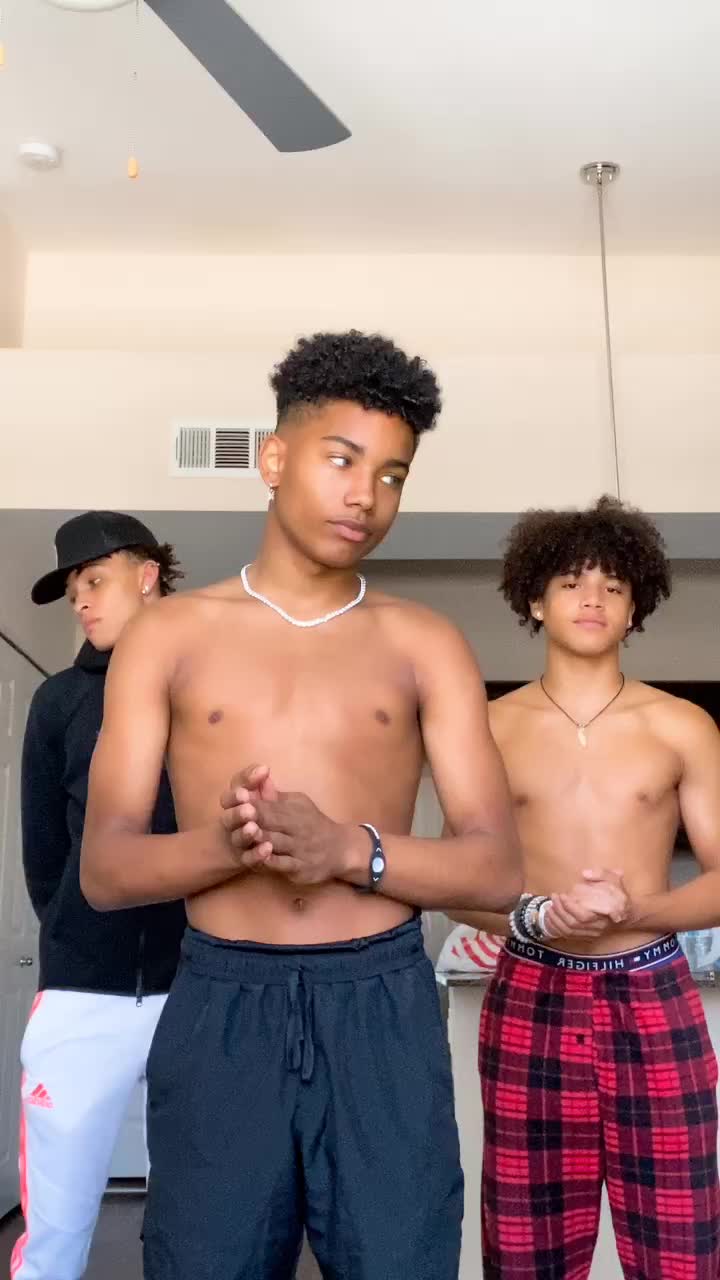 had to teach kobe some bachata