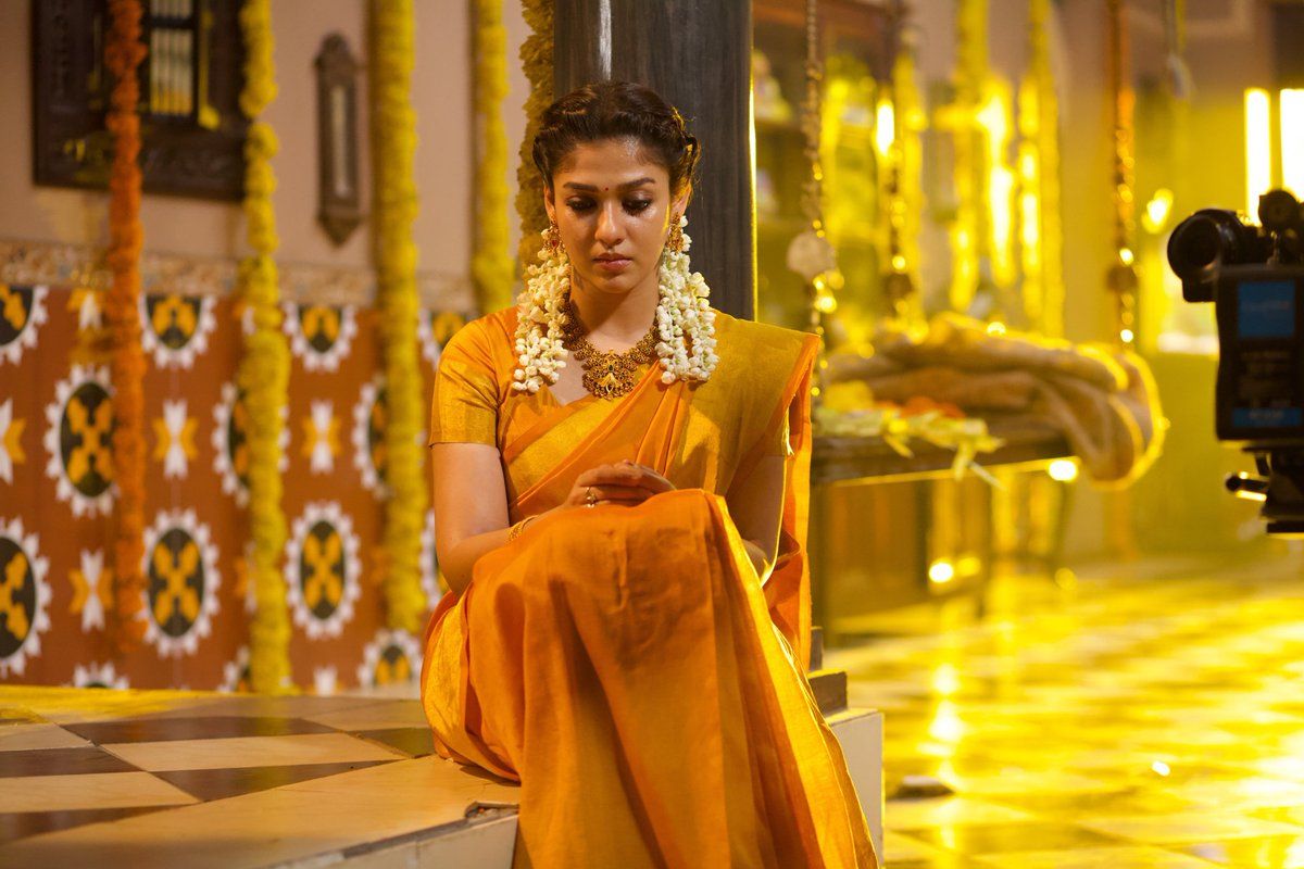Nayanthara In Airaa Looks Drop Dead Gorgeous In New Unseen Pics