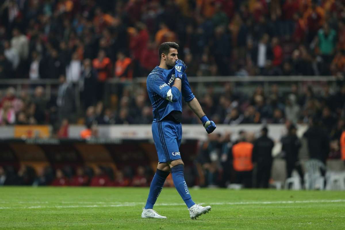 Volkan Demirel sözleşme imzaladı mı? Fenerbahçe'de kaldı mı? Hangi takıma gitti?
