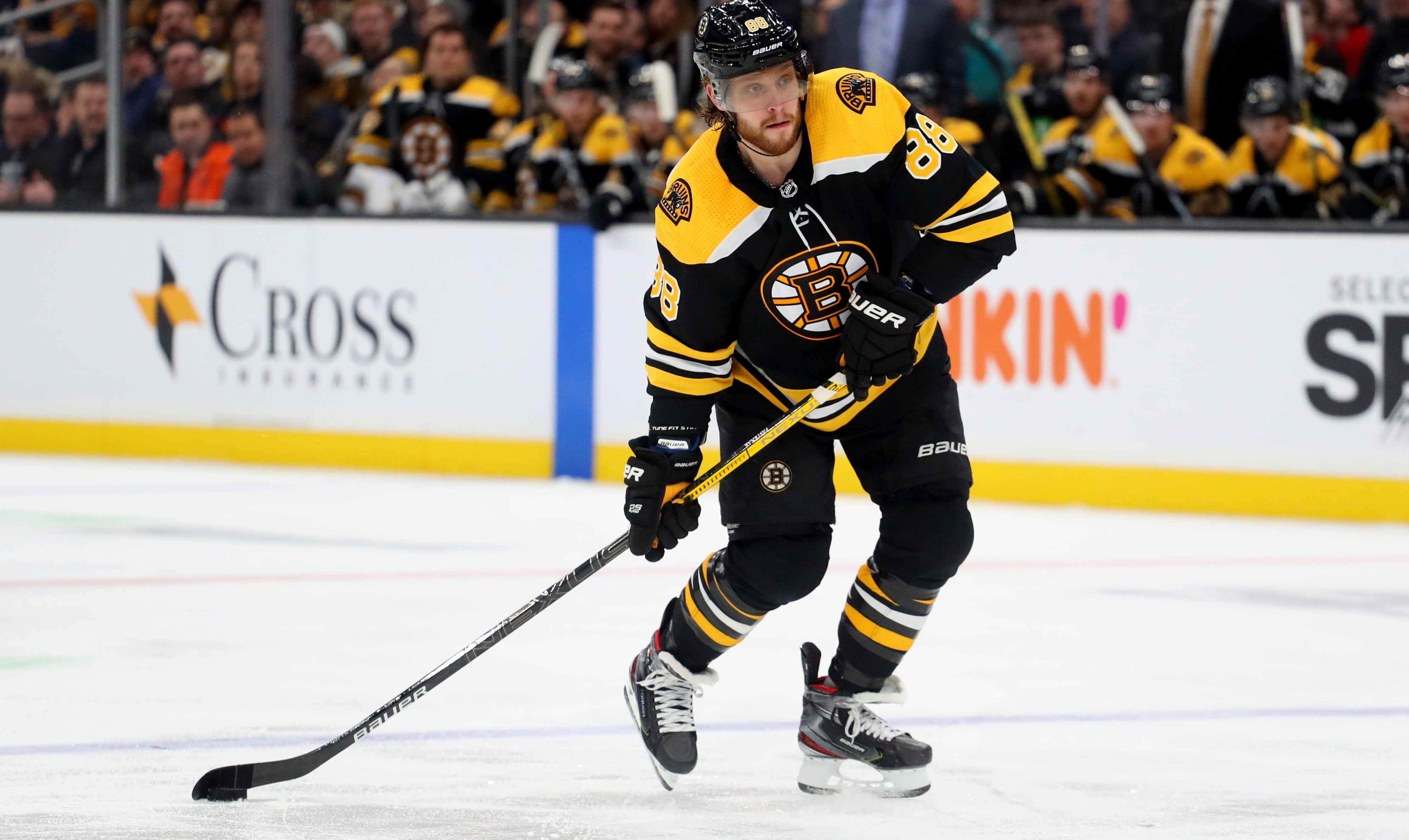 NHL Scores: David Pastrnak leads Bruins win with another hat trick