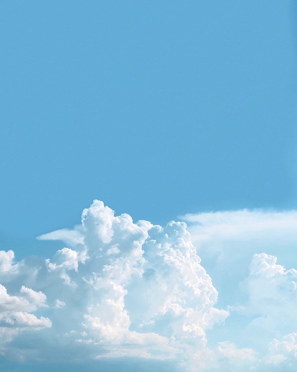 Minimal Sky Picture. Download Free Image