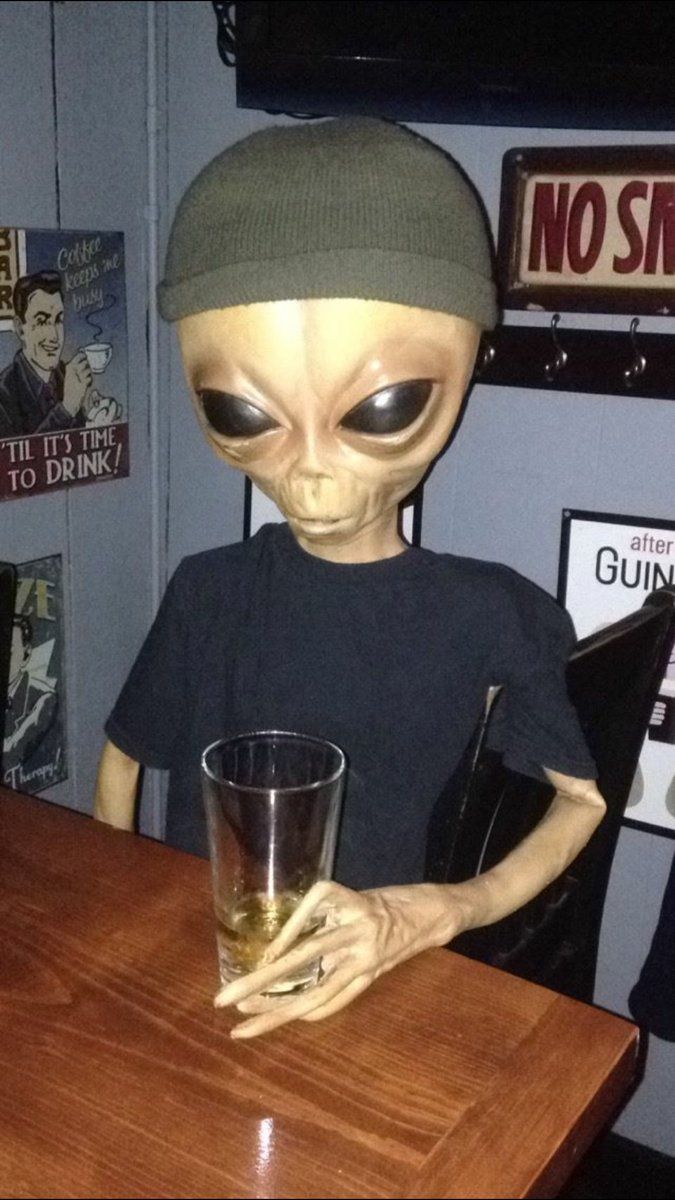 LIL MAYO RIPNDIP HAVING A DRINK WITH THE FAM HIGH AS FUCK OFF THE ELCHAPO COKE