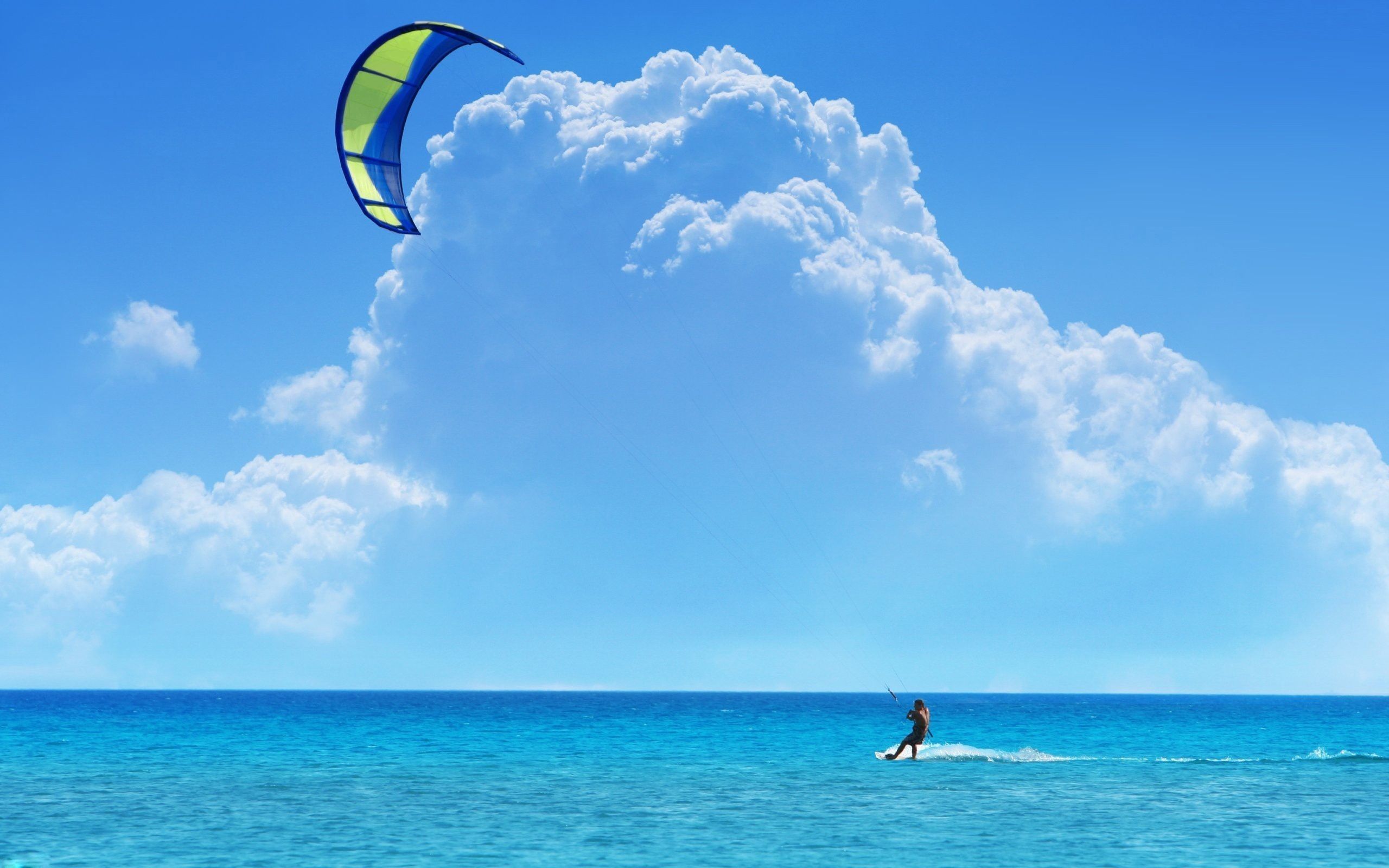 ❤️ Kite & Windsurfing ❤️. Kite surfing, Surfing wallpaper, Kiteboarding
